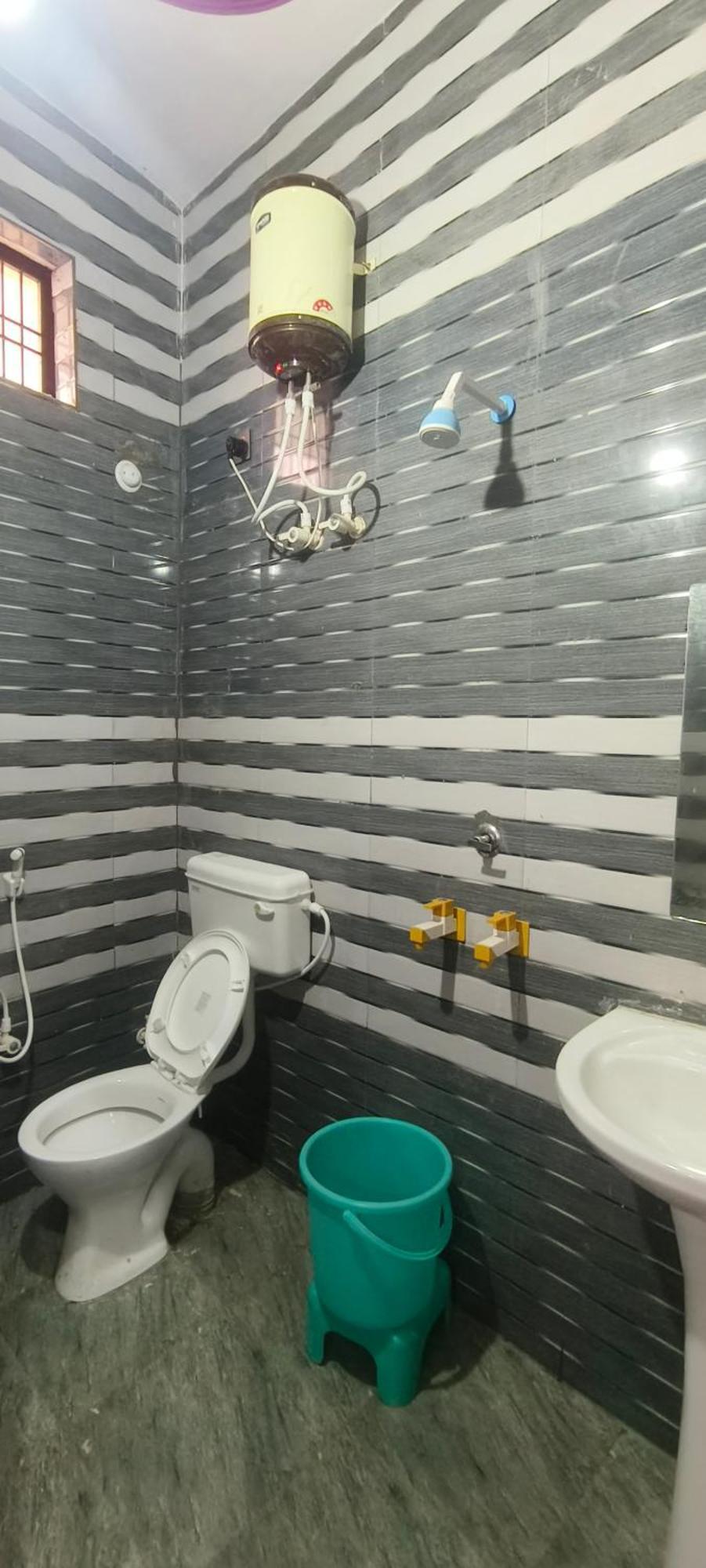 K.D.Dham Near Prem Mandir1 Otel Vrindāvan Dış mekan fotoğraf